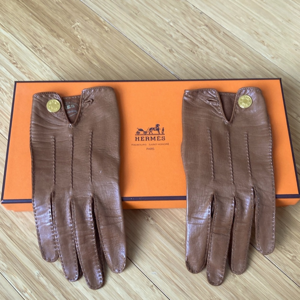NWB Hermes Lambskin Gloves Tan 6.5